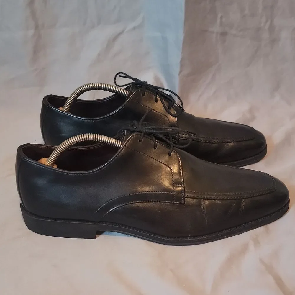 Black Leather Derby Oxfords with Smooth Finish